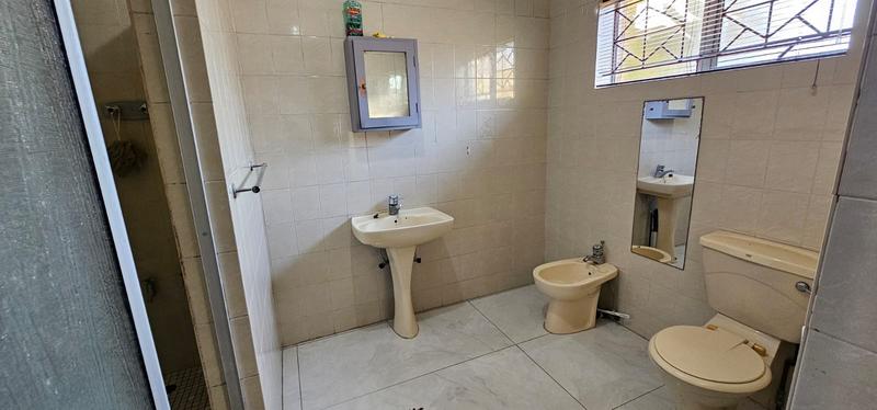 4 Bedroom Property for Sale in Park Rynie KwaZulu-Natal