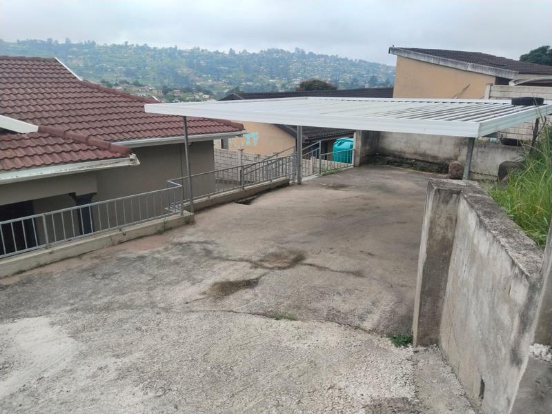 To Let 3 Bedroom Property for Rent in Kwandengezi KwaZulu-Natal