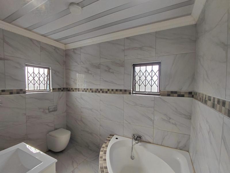 6 Bedroom Property for Sale in Adams Mission KwaZulu-Natal