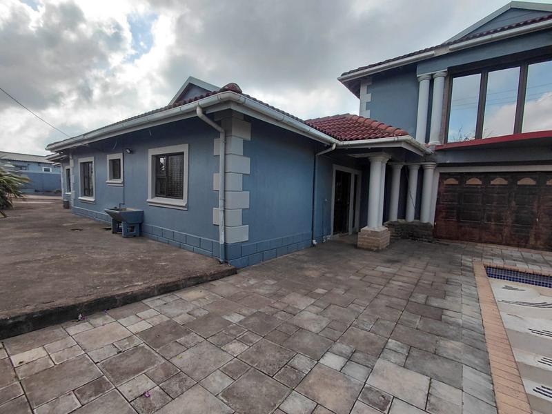 6 Bedroom Property for Sale in Adams Mission KwaZulu-Natal