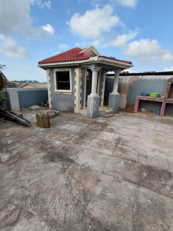 6 Bedroom Property for Sale in Adams Mission KwaZulu-Natal