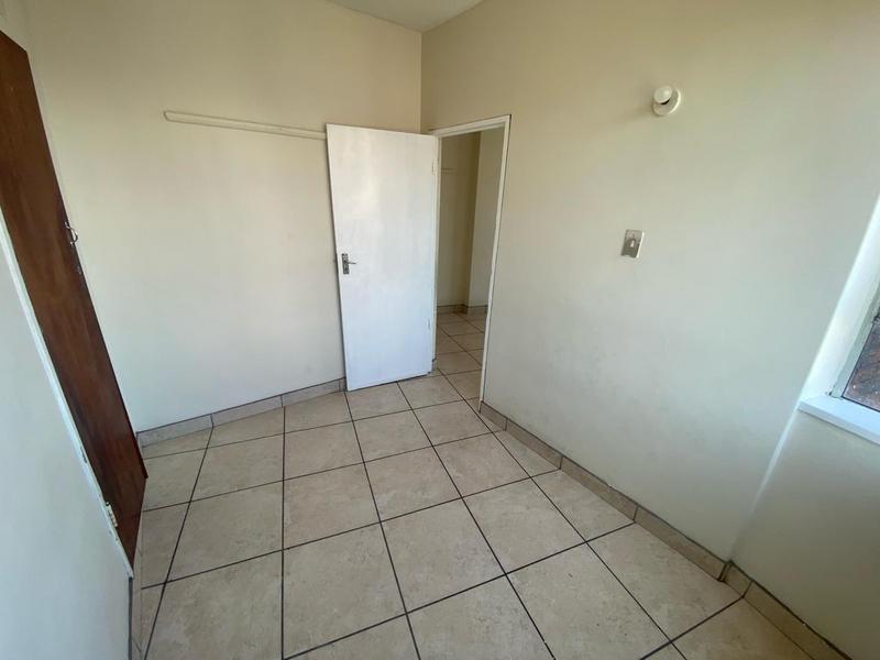 2 Bedroom Property for Sale in Esplanade KwaZulu-Natal