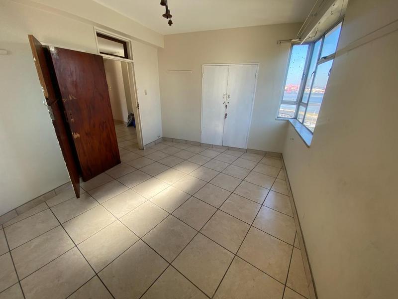 2 Bedroom Property for Sale in Esplanade KwaZulu-Natal