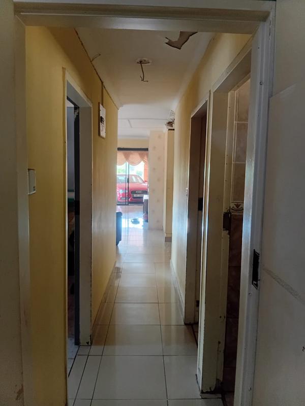3 Bedroom Property for Sale in Newlands West KwaZulu-Natal