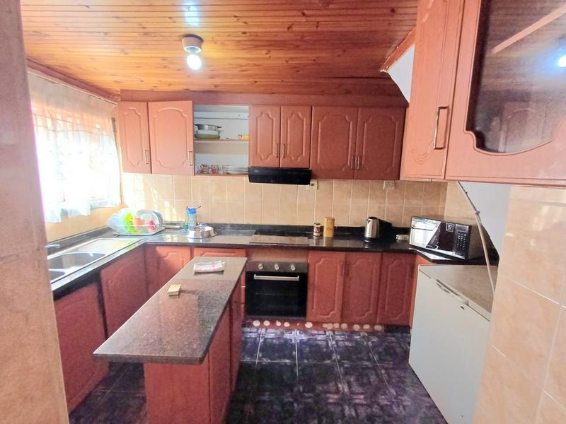 2 Bedroom Property for Sale in Stonebridge KwaZulu-Natal
