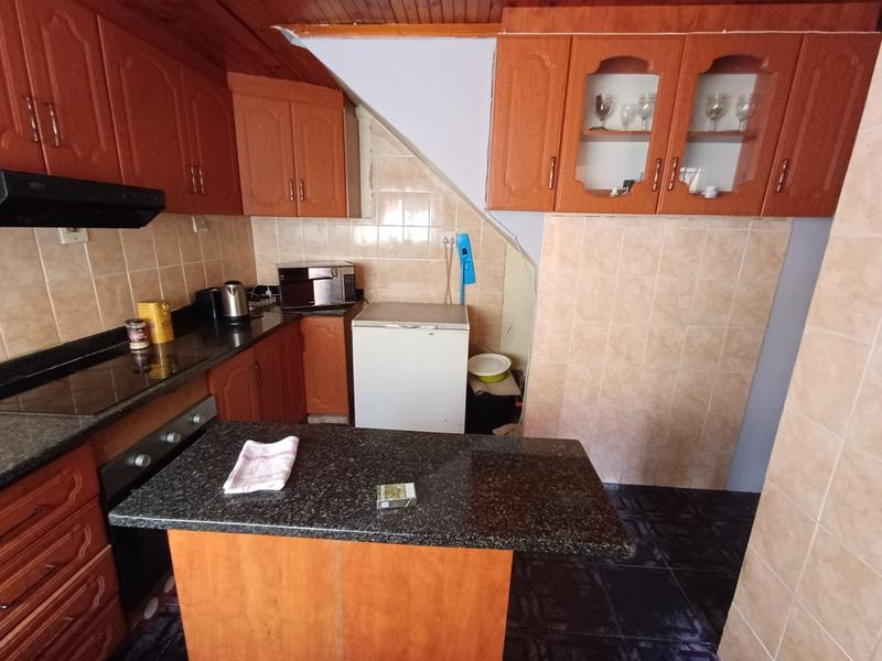 2 Bedroom Property for Sale in Stonebridge KwaZulu-Natal