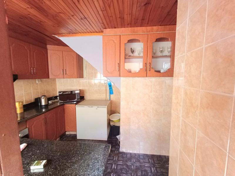 2 Bedroom Property for Sale in Stonebridge KwaZulu-Natal