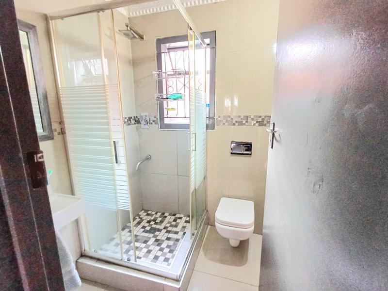 2 Bedroom Property for Sale in Stonebridge KwaZulu-Natal