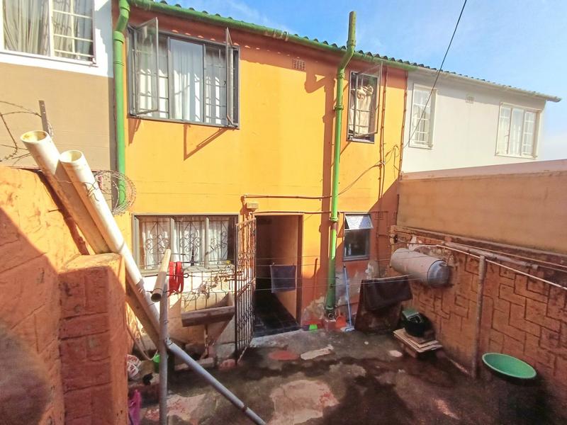 2 Bedroom Property for Sale in Stonebridge KwaZulu-Natal