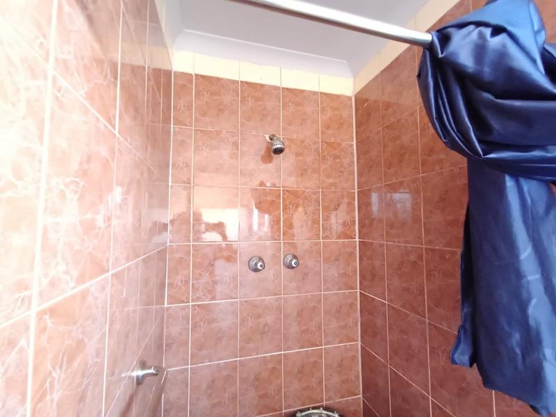 2 Bedroom Property for Sale in Stonebridge KwaZulu-Natal