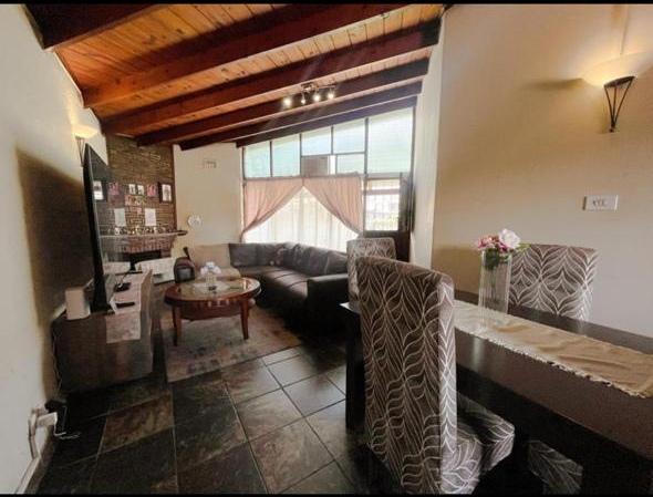 To Let 2 Bedroom Property for Rent in Pinetown KwaZulu-Natal