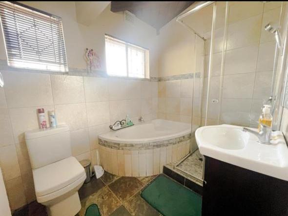 To Let 2 Bedroom Property for Rent in Pinetown KwaZulu-Natal
