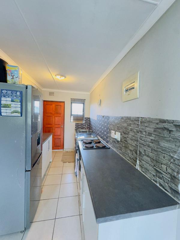 2 Bedroom Property for Sale in Newlands East KwaZulu-Natal
