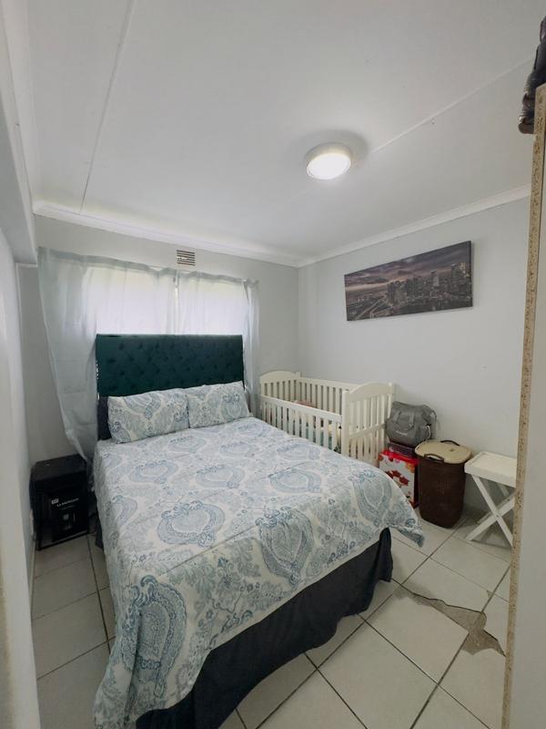 2 Bedroom Property for Sale in Newlands East KwaZulu-Natal
