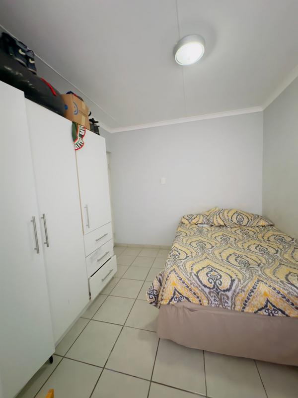 2 Bedroom Property for Sale in Newlands East KwaZulu-Natal