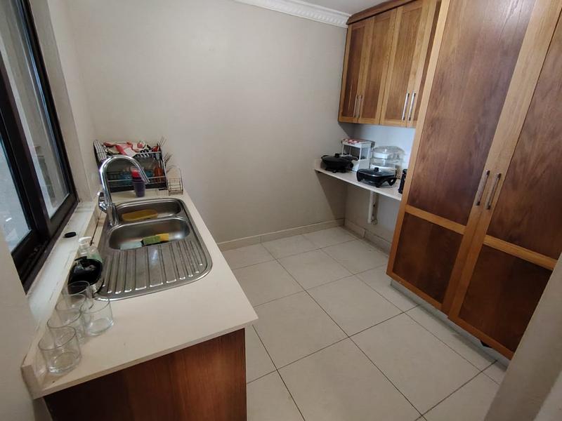 5 Bedroom Property for Sale in Umhlanga KwaZulu-Natal