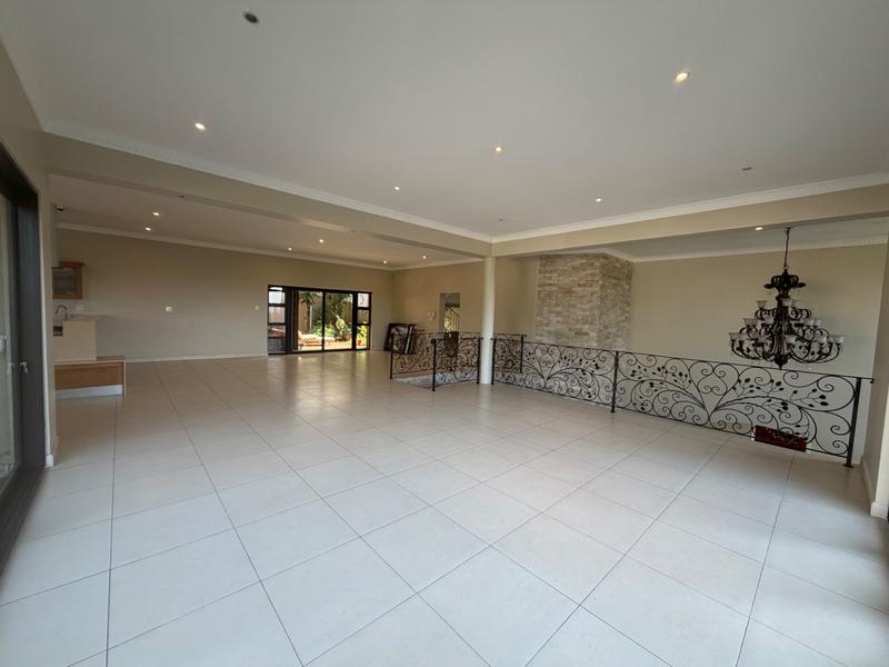 5 Bedroom Property for Sale in Umhlanga KwaZulu-Natal