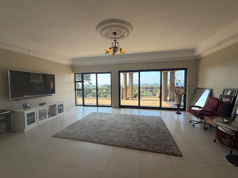 5 Bedroom Property for Sale in Umhlanga KwaZulu-Natal