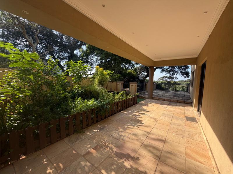 5 Bedroom Property for Sale in Umhlanga KwaZulu-Natal