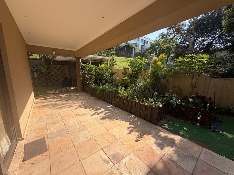 5 Bedroom Property for Sale in Umhlanga KwaZulu-Natal