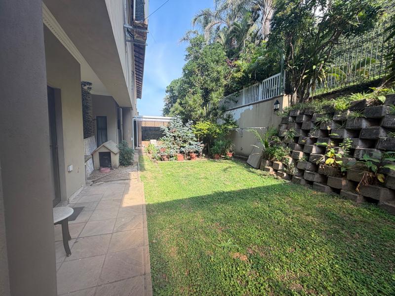 5 Bedroom Property for Sale in Umhlanga KwaZulu-Natal