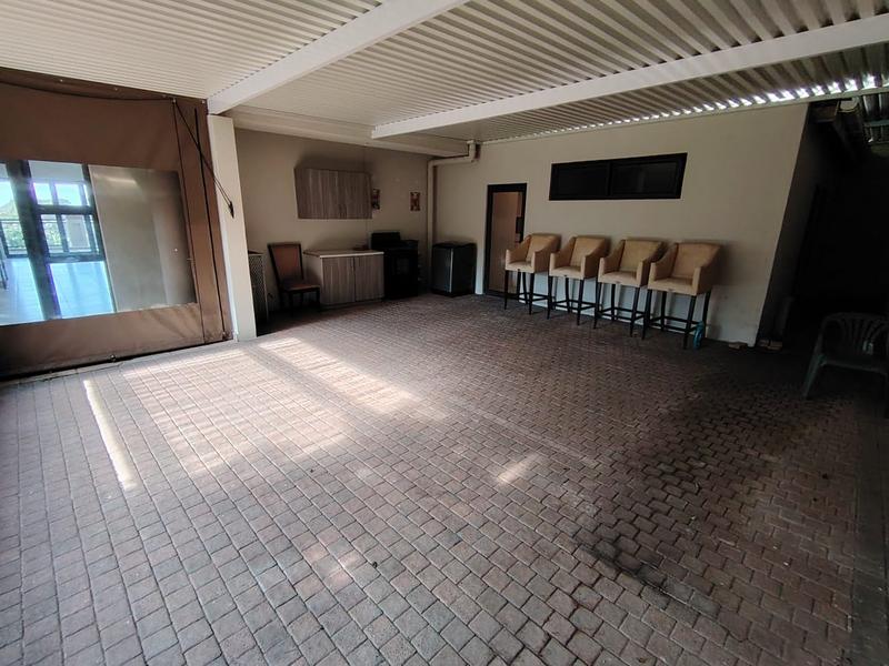 5 Bedroom Property for Sale in Umhlanga KwaZulu-Natal
