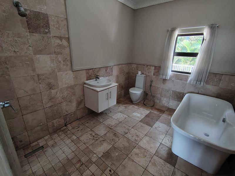 5 Bedroom Property for Sale in Umhlanga KwaZulu-Natal