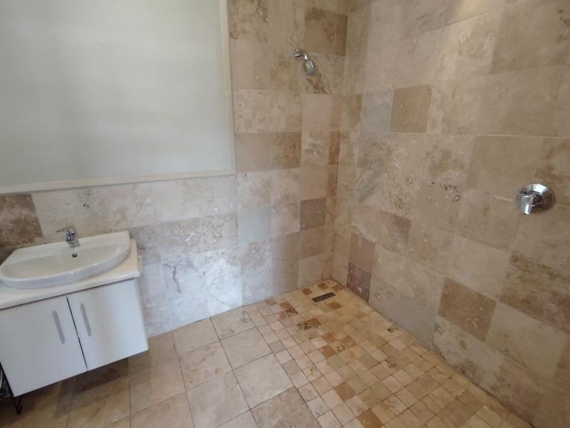 5 Bedroom Property for Sale in Umhlanga KwaZulu-Natal