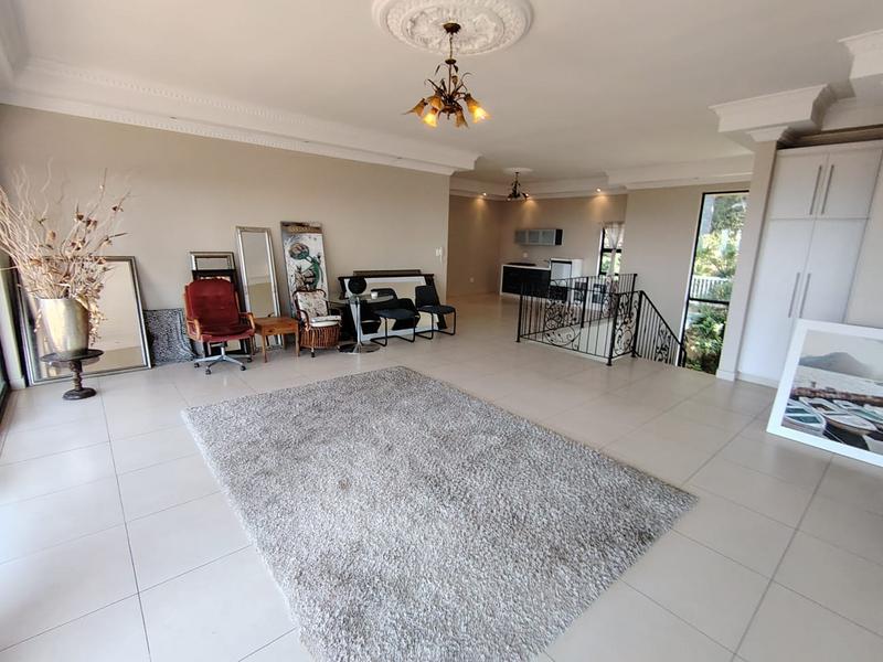 5 Bedroom Property for Sale in Umhlanga KwaZulu-Natal