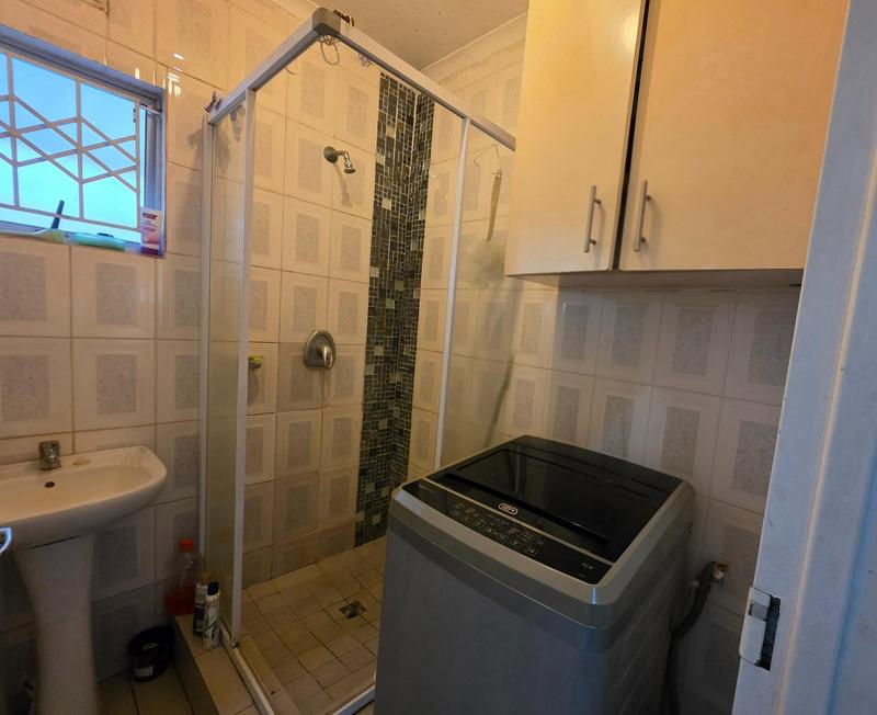 2 Bedroom Property for Sale in Redcliffe KwaZulu-Natal