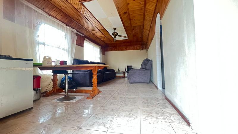 3 Bedroom Property for Sale in Umlazi Q KwaZulu-Natal
