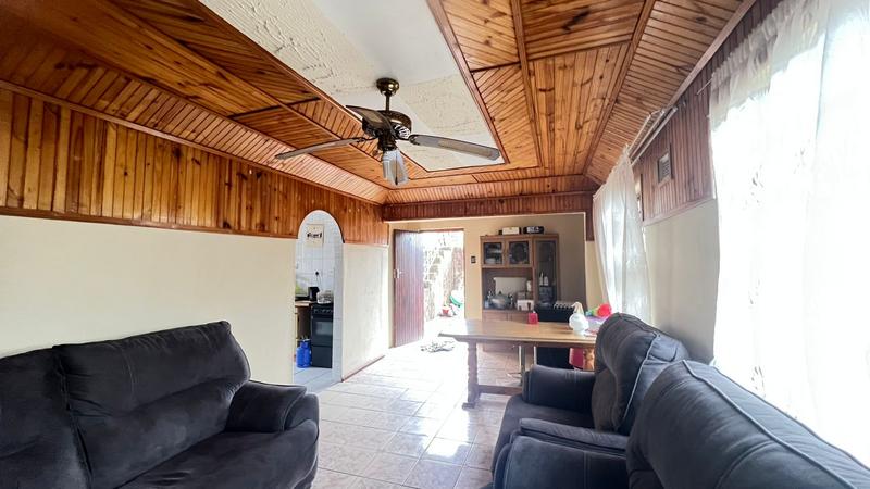 3 Bedroom Property for Sale in Umlazi Q KwaZulu-Natal