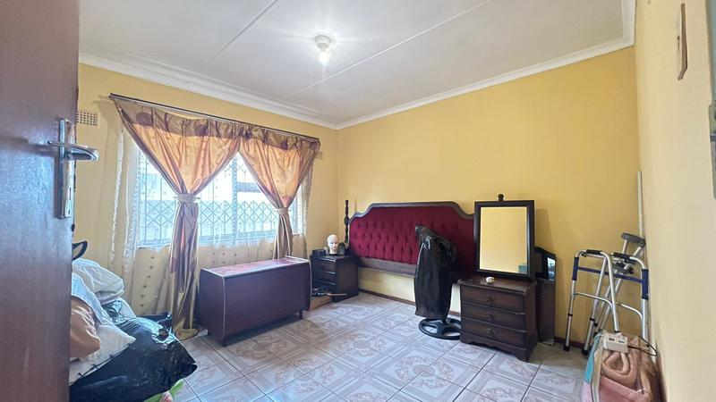 3 Bedroom Property for Sale in Umlazi Q KwaZulu-Natal