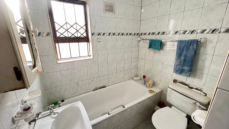 3 Bedroom Property for Sale in Umlazi Q KwaZulu-Natal
