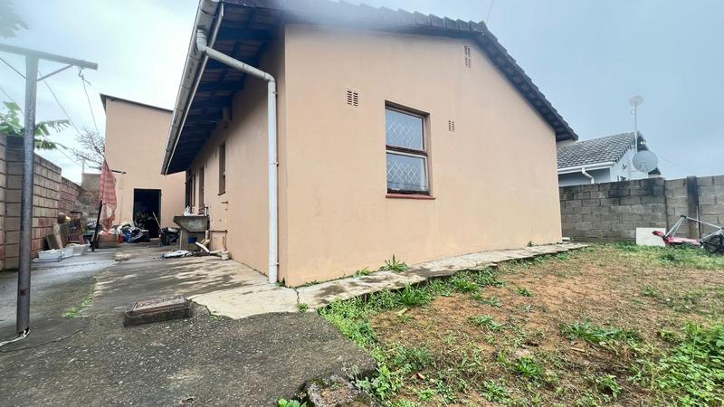 3 Bedroom Property for Sale in Umlazi Q KwaZulu-Natal