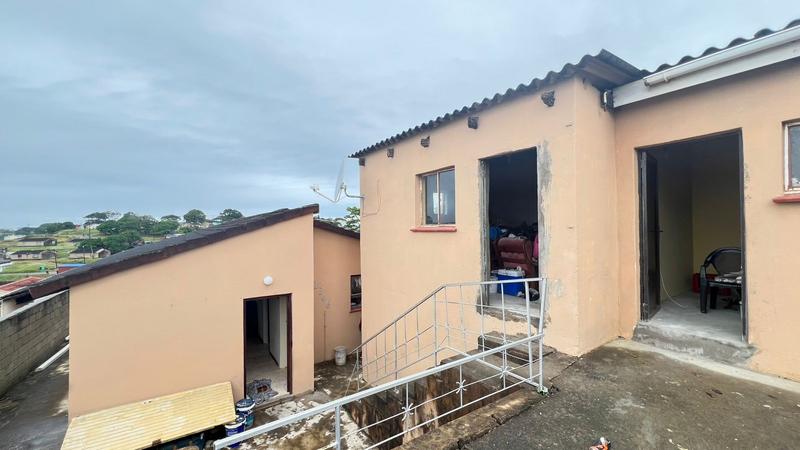 3 Bedroom Property for Sale in Umlazi Q KwaZulu-Natal