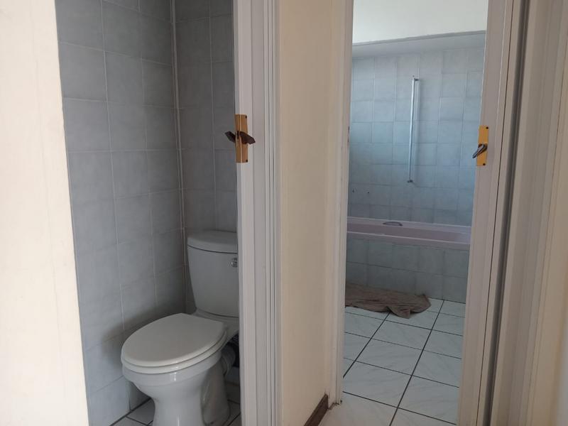 2 Bedroom Property for Sale in Margate KwaZulu-Natal