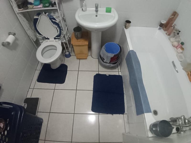 1 Bedroom Property for Sale in Margate KwaZulu-Natal