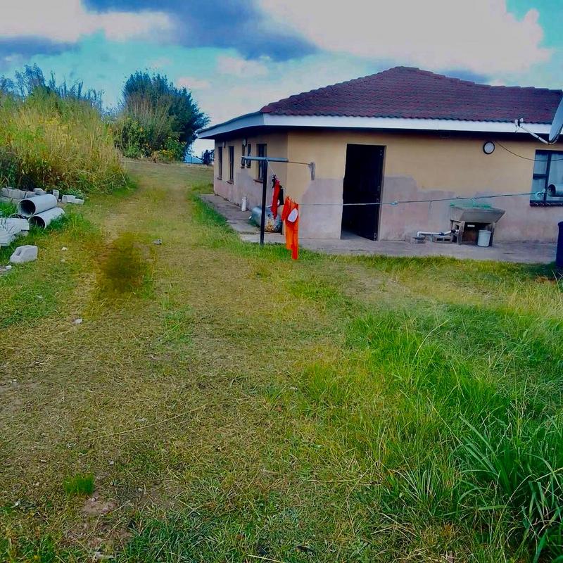 4 Bedroom Property for Sale in Umlazi KwaZulu-Natal
