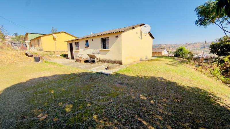 2 Bedroom Property for Sale in Umlazi KwaZulu-Natal
