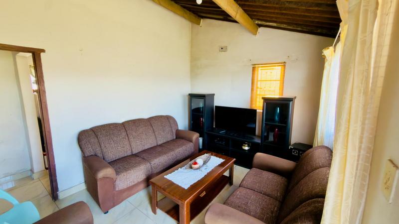 2 Bedroom Property for Sale in Umlazi KwaZulu-Natal