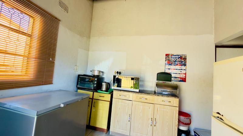 2 Bedroom Property for Sale in Umlazi KwaZulu-Natal