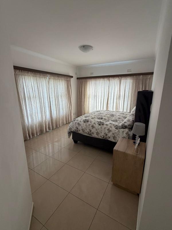 4 Bedroom Property for Sale in Oslo Beach KwaZulu-Natal