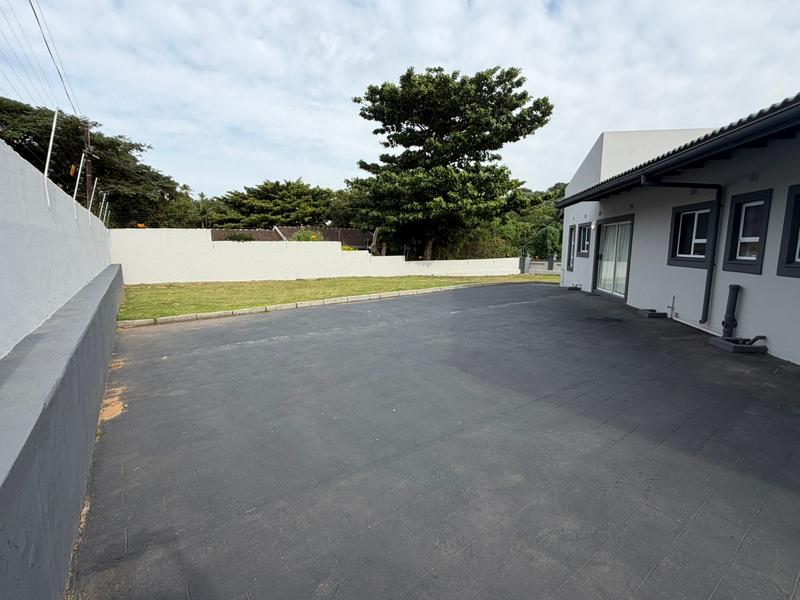 4 Bedroom Property for Sale in Oslo Beach KwaZulu-Natal