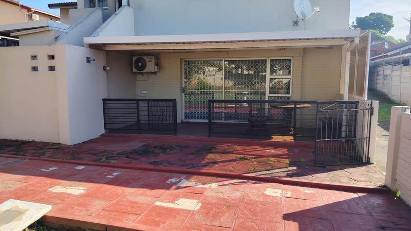 2 Bedroom Property for Sale in Malvern KwaZulu-Natal
