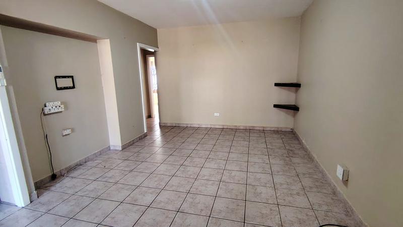 2 Bedroom Property for Sale in Malvern KwaZulu-Natal