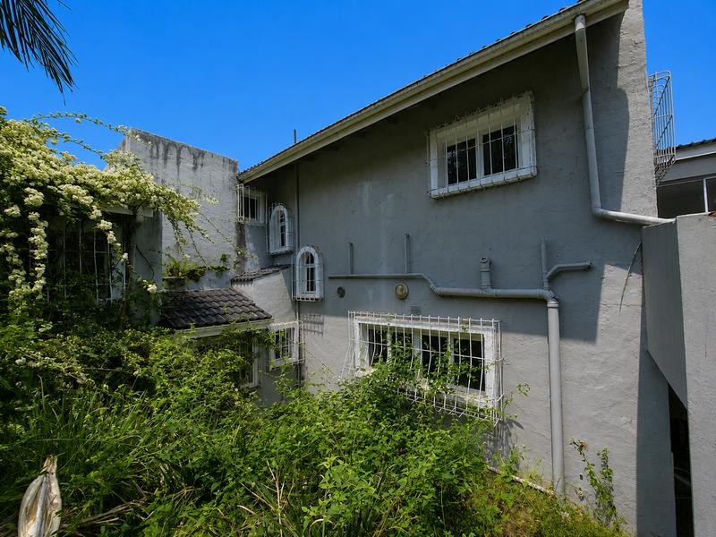 5 Bedroom Property for Sale in Uvongo KwaZulu-Natal