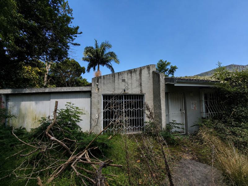 5 Bedroom Property for Sale in Uvongo KwaZulu-Natal