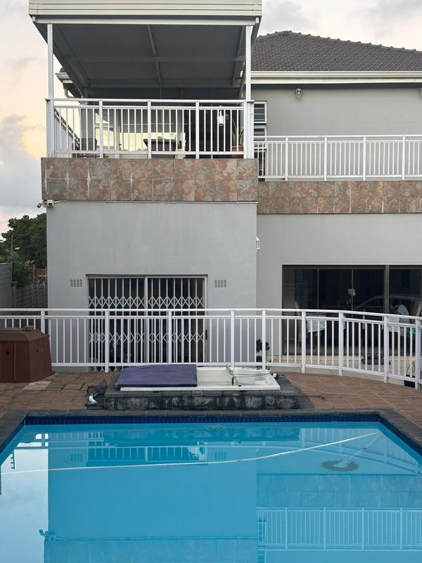 6 Bedroom Property for Sale in Glenwood KwaZulu-Natal