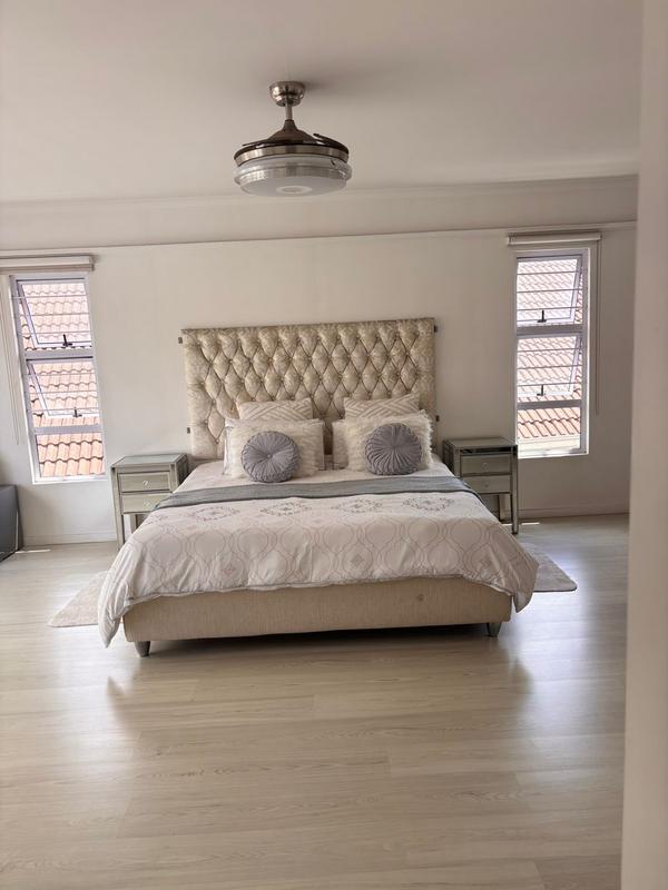 6 Bedroom Property for Sale in Glenwood KwaZulu-Natal